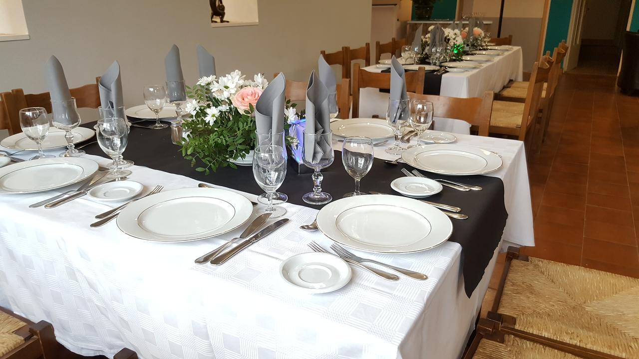Hotel Restaurant Les 3 Chenes Frejus Luaran gambar