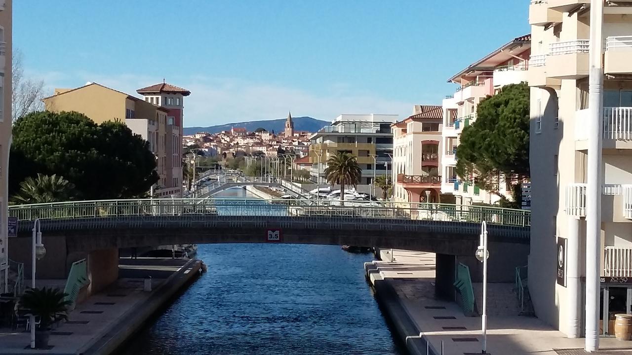Hotel Restaurant Les 3 Chenes Frejus Luaran gambar