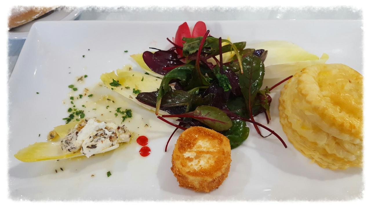 Hotel Restaurant Les 3 Chenes Frejus Luaran gambar